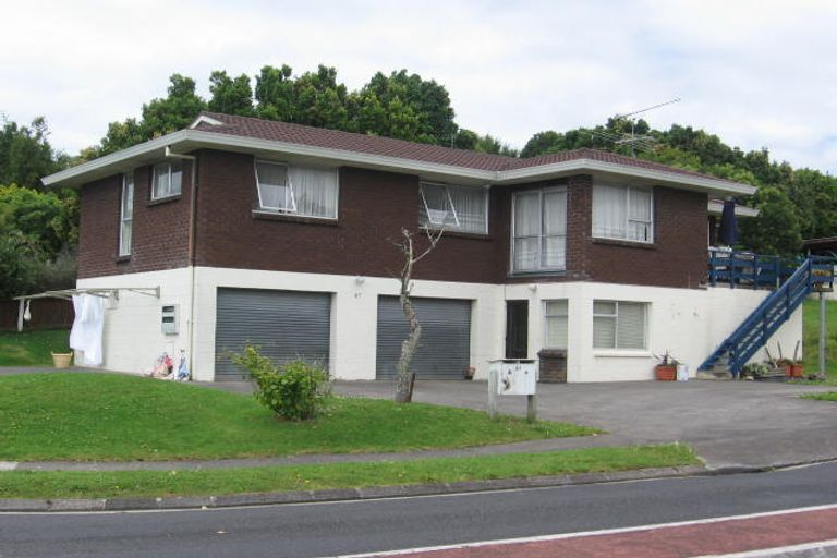 Photo of property in 87 Beechdale Crescent, Pakuranga Heights, Auckland, 2010