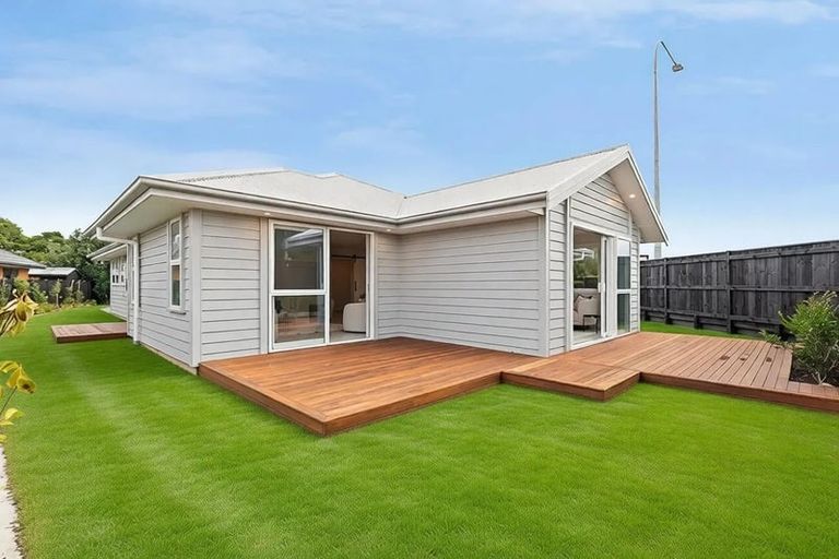 Photo of property in 40 James Line, Kelvin Grove, Palmerston North, 4414