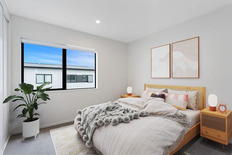 Photo of property in 8 Nuku Place, Manurewa, Auckland, 2102