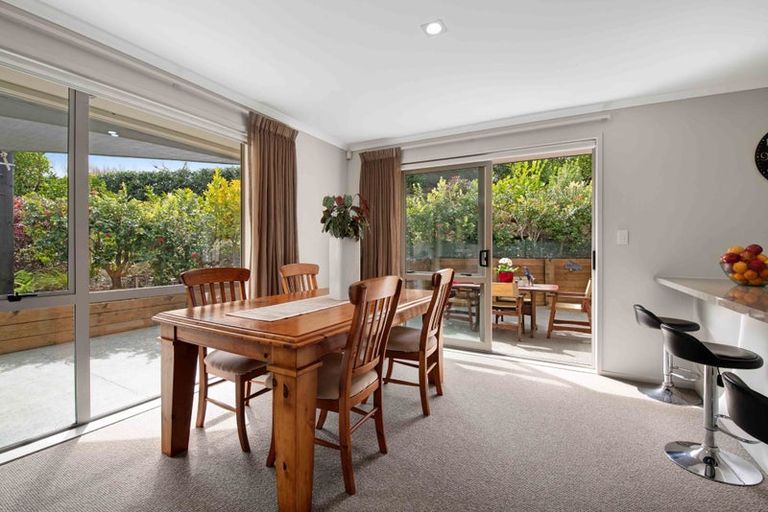 Photo of property in 7 Parkdale Close, Snells Beach, 0920