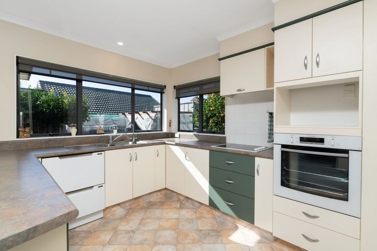 Photo of property in 14 Hanwood Way, Pyes Pa, Tauranga, 3112