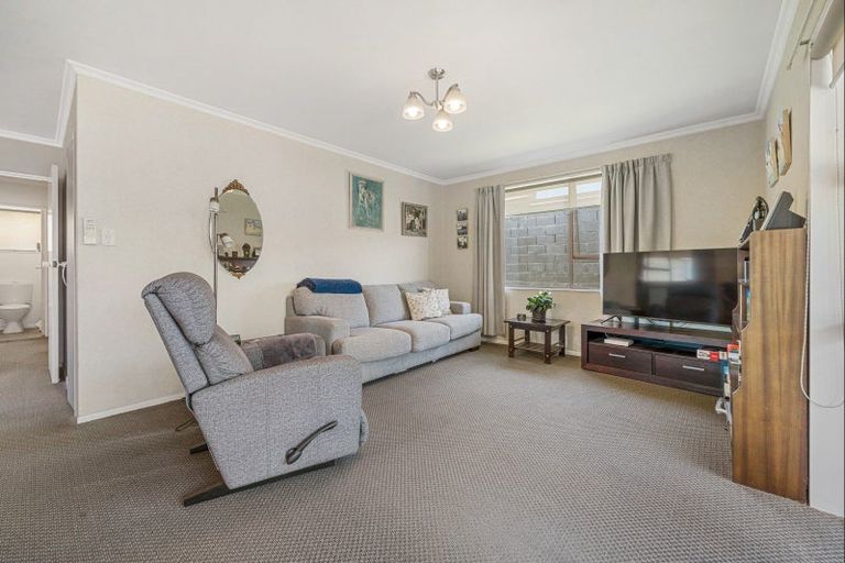 Photo of property in 5b Clemow Road, Fitzroy, New Plymouth, 4312