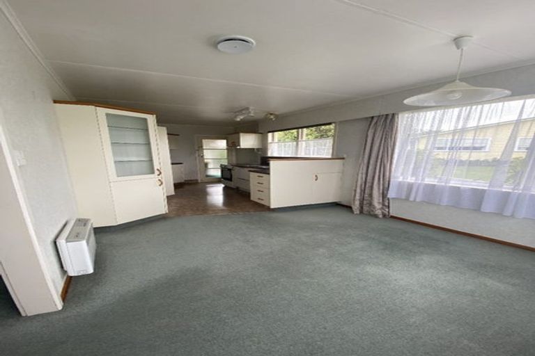 Photo of property in 5 Harlech Street, Levin, 5510