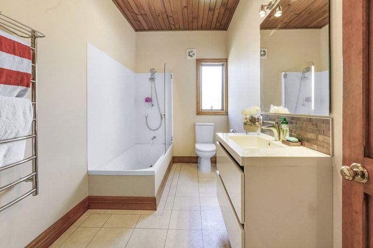 Photo of property in 32 Silva Crescent, Riverlea, Hamilton, 3216