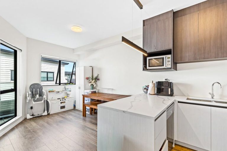 Photo of property in 112a Totara Road, Whenuapai, Auckland, 0618