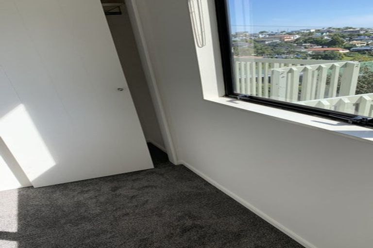 Photo of property in 24 Tindalls Bay Road, Tindalls Beach, Whangaparaoa, 0930