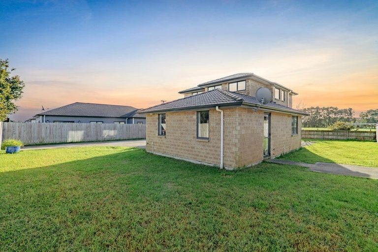 Photo of property in 221 Old Wairoa Road, Papakura, 2110