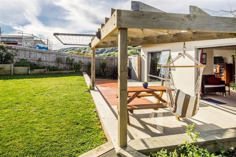 Photo of property in 44 Mo Street, Camborne, Porirua, 5026