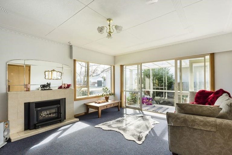 Photo of property in 127 Bay View Road, South Dunedin, Dunedin, 9012