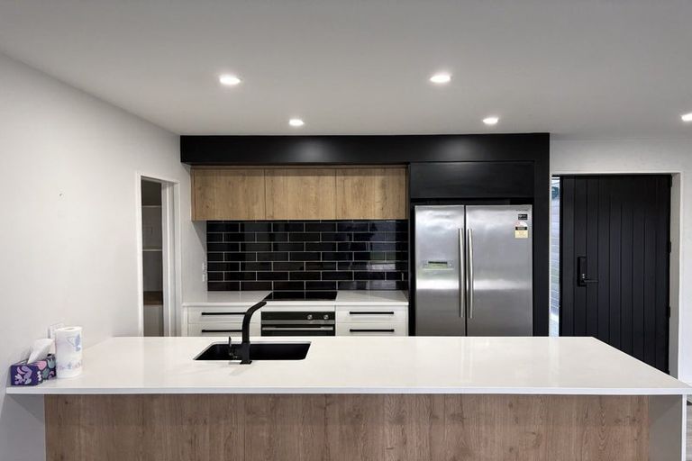 Photo of property in 35a Masefield Drive, Rolleston, 7614