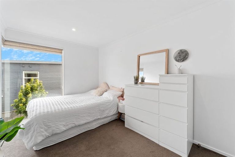 Photo of property in 25 Eyton Kay Road, Hobsonville, Auckland, 0616