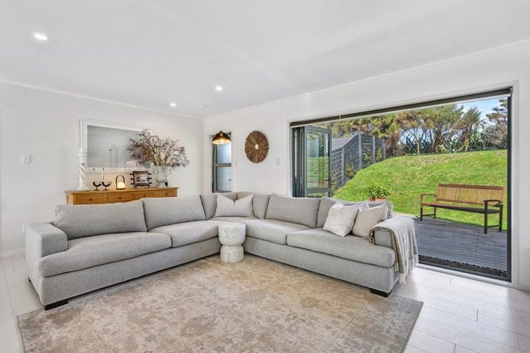 Photo of property in 26a Old Waipu Road, Mangawhai, 0505