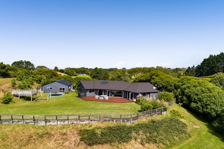 Photo of property in 590c Frankley Road, Hurworth, New Plymouth, 4371