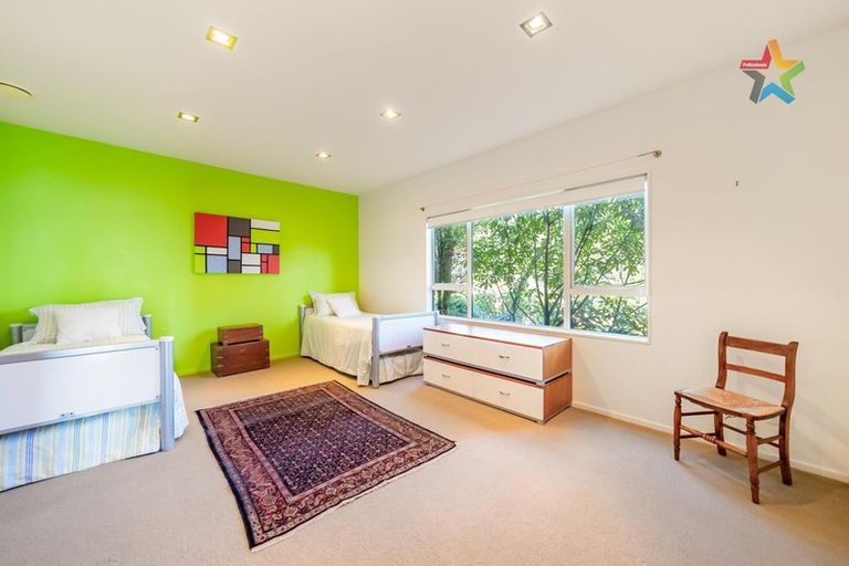 Photo of property in 29a Totara Street, Eastbourne, Lower Hutt, 5013