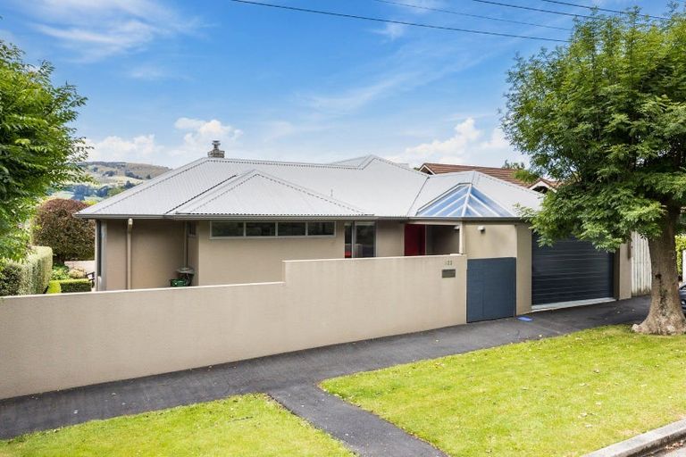 Photo of property in 122 Cannington Road, Maori Hill, Dunedin, 9010