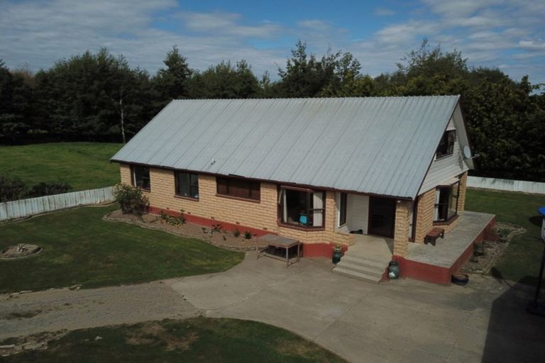 Photo of property in 258 Henley-berwick Road, Henley, Outram, 9073