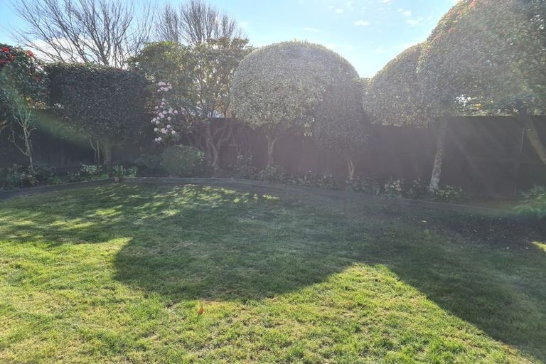 Photo of property in 1/106 Blighs Road, Strowan, Christchurch, 8052