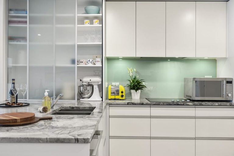 Photo of property in Kate Sheppard Apartments, 5f/42 Molesworth Street, Thorndon, Wellington, 6011