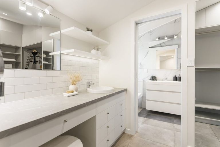 Photo of property in 39 Doment Crescent, Orewa, 0931