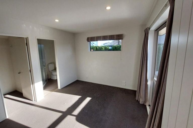 Photo of property in 6 Belgrave Close, Halswell, Christchurch, 8025