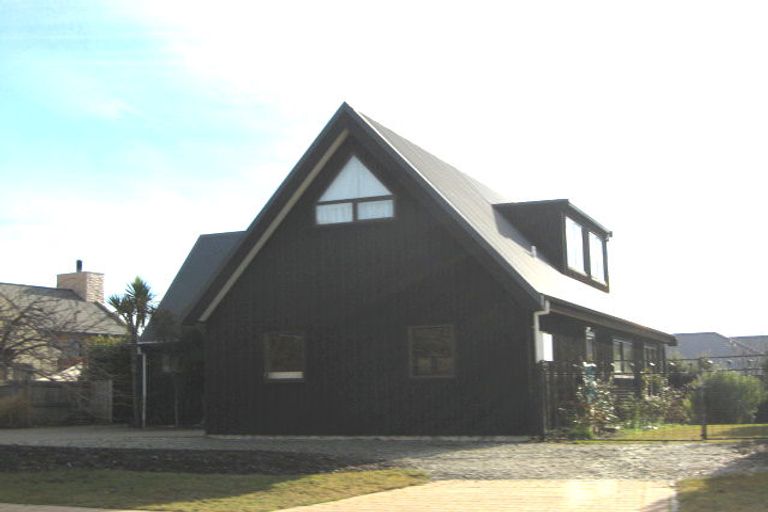 Photo of property in 32 Meadowstone Drive, Wanaka, 9305