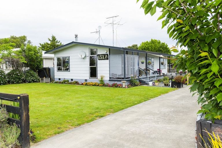 Photo of property in 151 Onslow Road, Patutahi, Gisborne, 4072