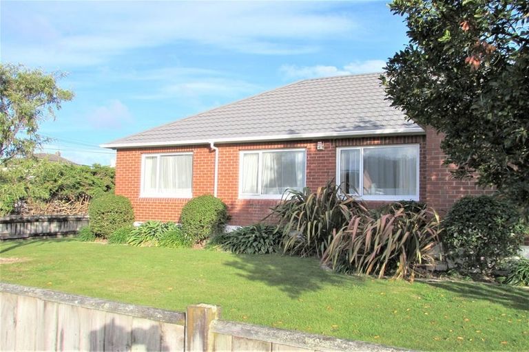 Photo of property in 79 Compton Crescent, Taita, Lower Hutt, 5011