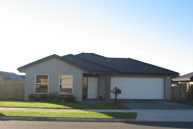 Photo of property in 41 Turnberry Drive, Wattle Downs, Auckland, 2103