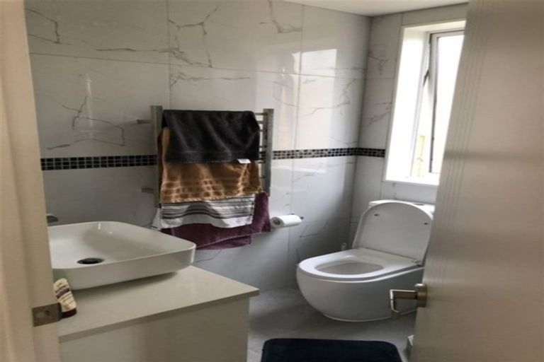 Photo of property in 273 Flat Bush School Road, Flat Bush, Auckland, 2019