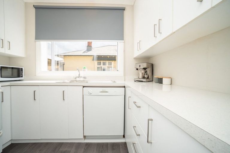 Photo of property in 90 Cook Street, Palmerston North, 4410