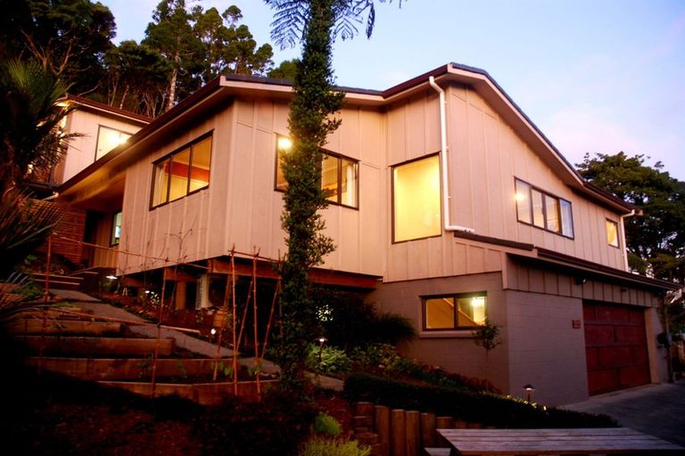 Photo of property in 45 Jonkers Road, Waitakere, Henderson, 0782