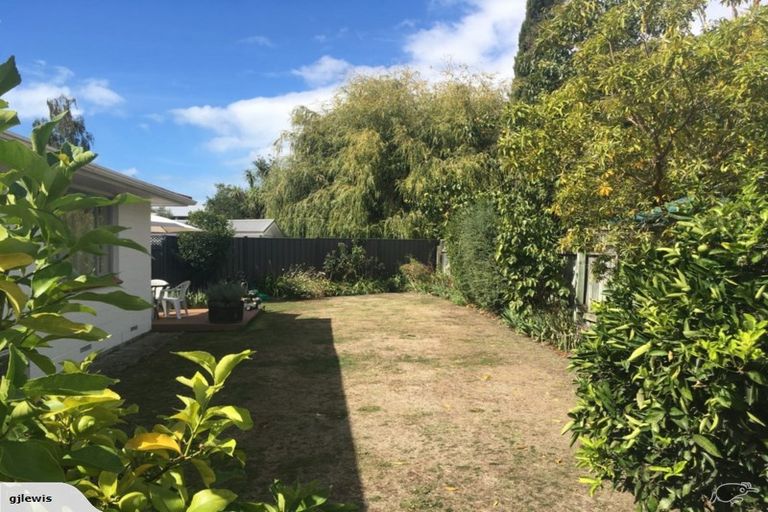 Photo of property in 2/34 Te Aute Road, Havelock North, 4130