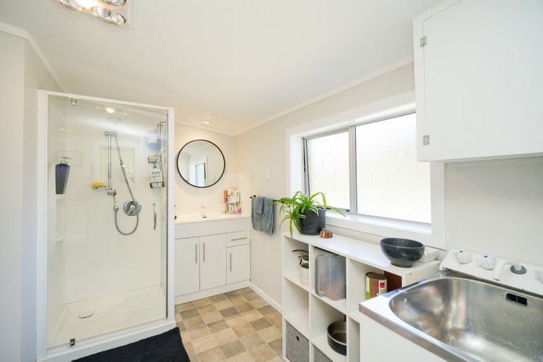 Photo of property in 18 Mahuri Road, Otatara, Invercargill, 9879