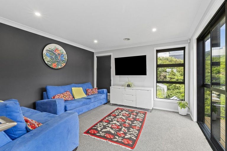 Photo of property in 98 Downing Street, Crofton Downs, Wellington, 6035