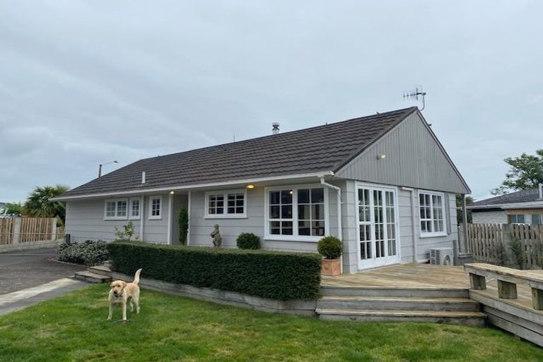 Photo of property in 9 Breadalbane Road, Havelock North, 4130