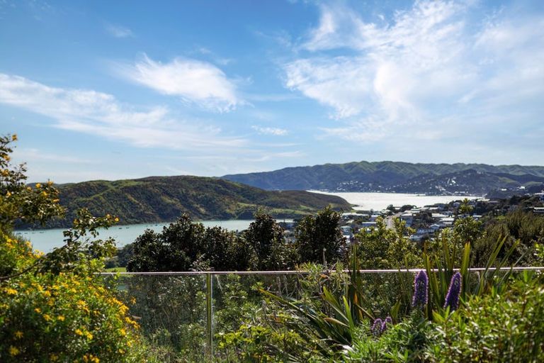 Photo of property in 152 Eskdale Road, Papakowhai, Porirua, 5024