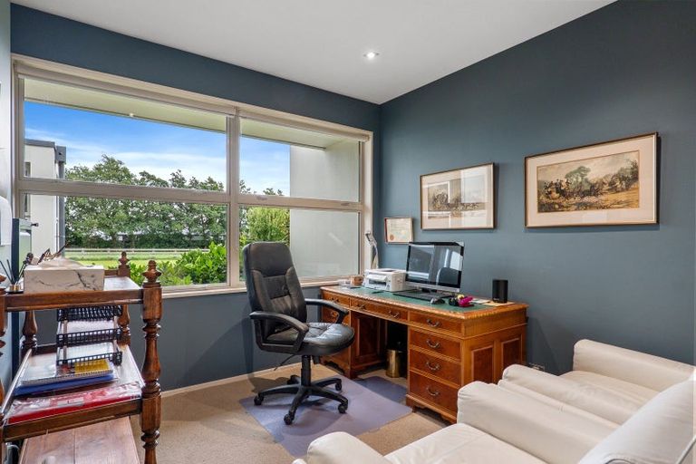 Photo of property in 98 Sutherlands Road, Halswell, Christchurch, 8025