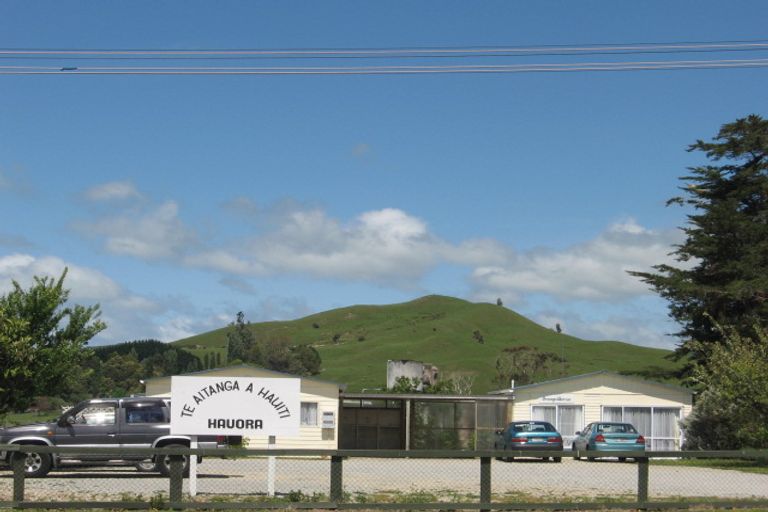 Photo of property in 8 Main Road, Tolaga Bay, 4077