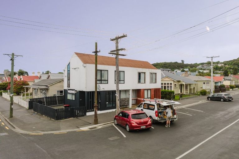 Photo of property in 47 Howe Street, North Dunedin, Dunedin, 9016