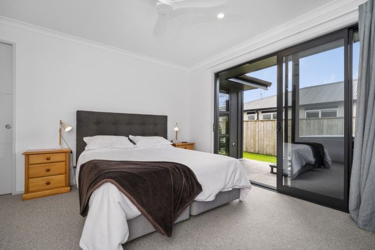 Photo of property in 12 Serenity Drive, Omokoroa, 3114