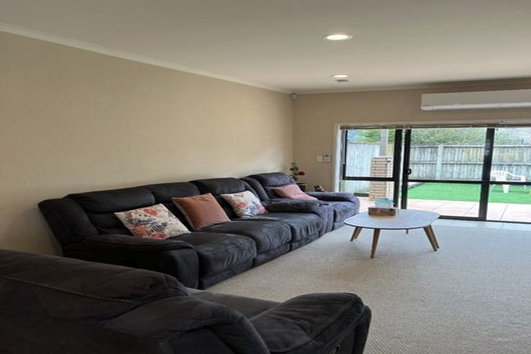 Photo of property in 62 Skip Lane, East Tamaki, Auckland, 2013