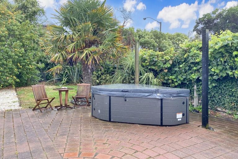 Photo of property in 26 Collingwood Street, New Brighton, Christchurch, 8061