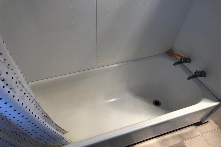 Photo of property in 903 Lyell Street, Akina, Hastings, 4122