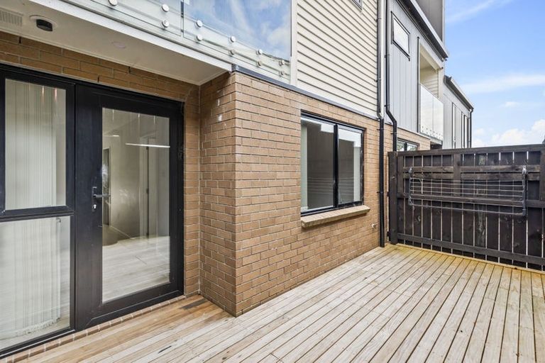 Photo of property in 3/53 Drake Street, Howick, Auckland, 2014