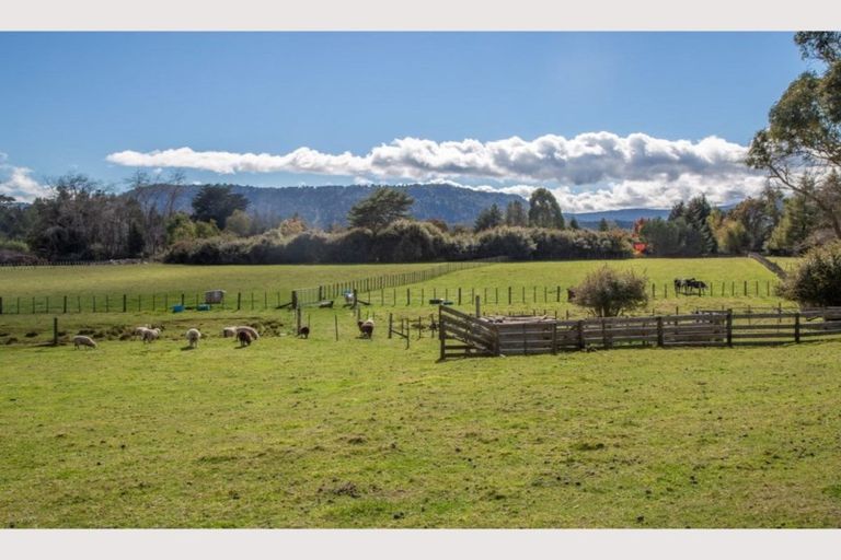 Photo of property in 2520 Rangataua Road, Ohakune, 4625