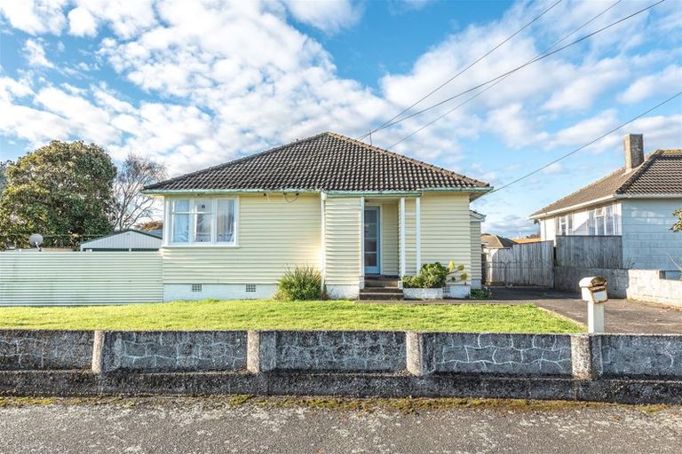 Photo of property in 34 Akatea Street, Gonville, Whanganui, 4501