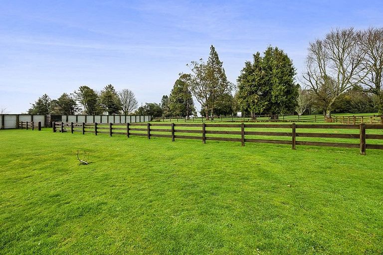 Photo of property in 34 Mercade Close, Stratford, 4332