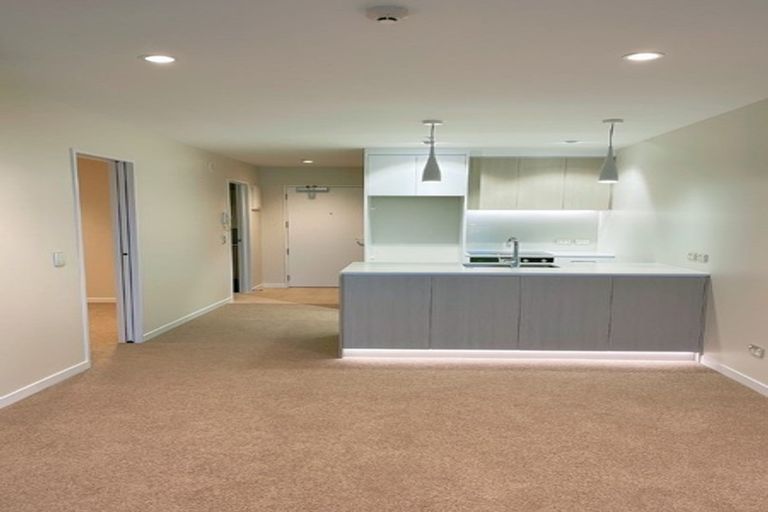 Photo of property in The Victor, 308/4 Bute Road, Browns Bay, Auckland, 0630