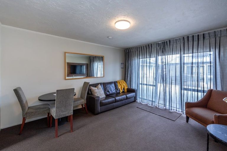 Photo of property in 72-76 Tasman Street, Mount Cook, Wellington, 6021