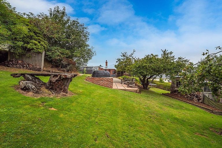 Photo of property in 2 Thomson Street, Green Island, Dunedin, 9018